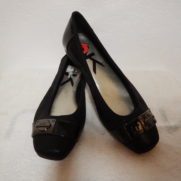 Anne Klein Uplift Flat Size 6M Black - Picture 2 of 7